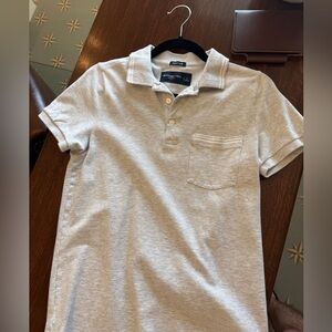 Men’s Abercrombie gray polo, men’s, good condition, smoke free home.